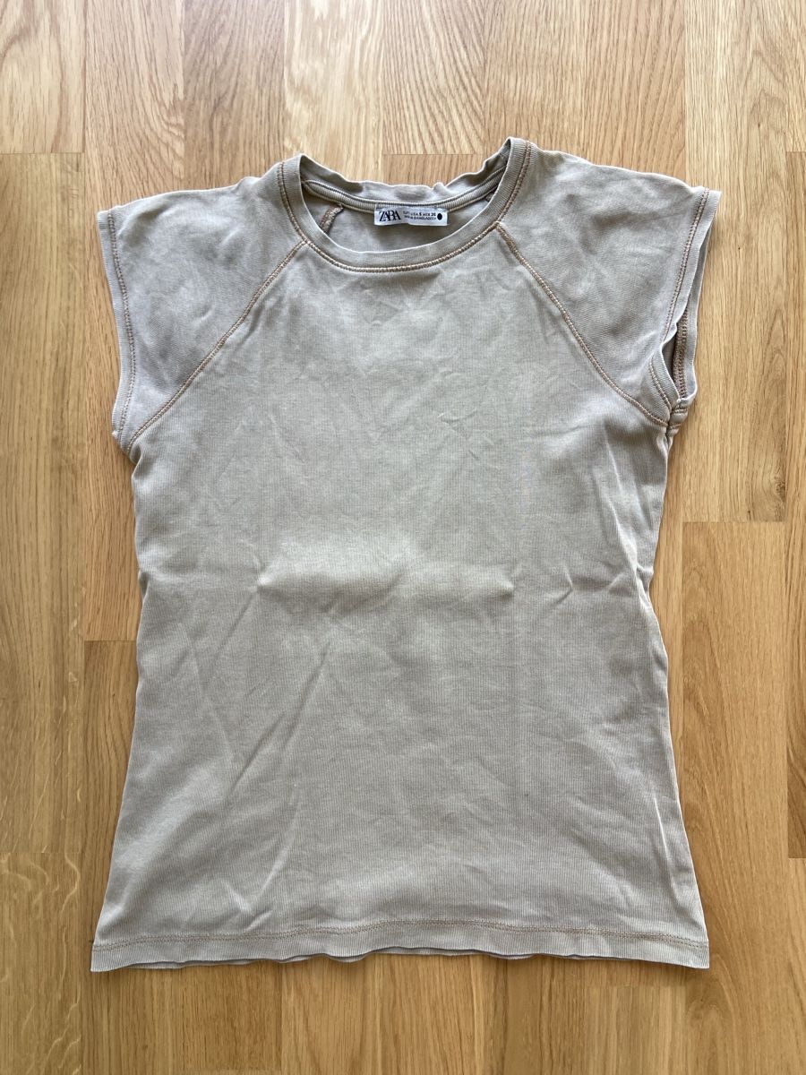 Zara T-shirt: T Shirt small braun/beige – Usato da Winterthur venduto da mal_8f2x