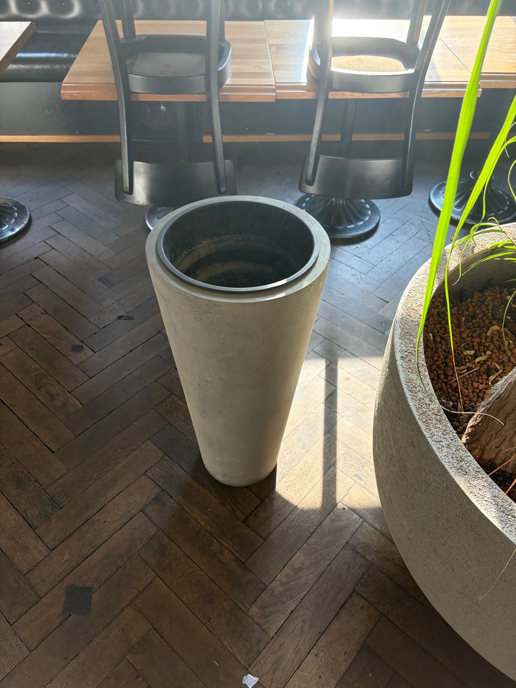 Pots de fleurs: Pflanzenkübel 4 Stk. – D'occasion à Zürich par gis_dpj9 1