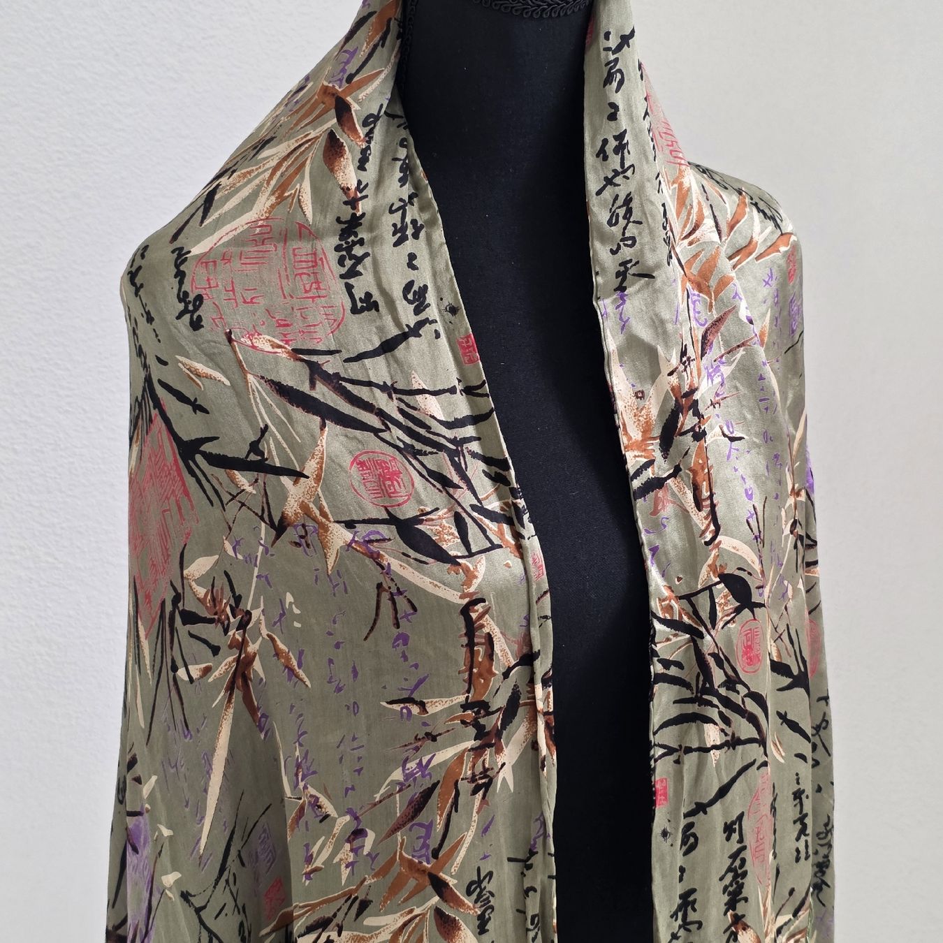 Foulards & écharpes: SeidenSchal Seidentuch 100% Seide   – D'occasion à Rheinsulz par Gilea 1