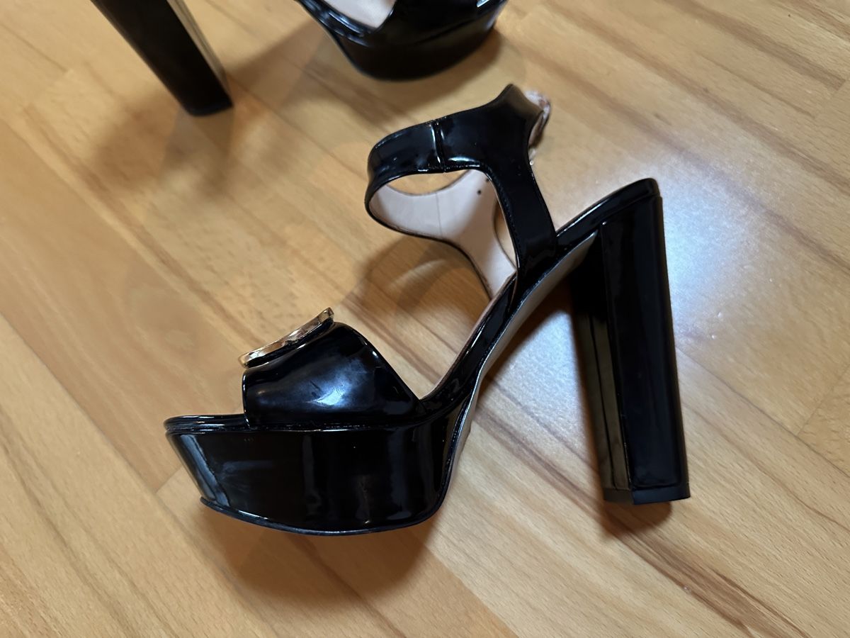 Guess Scarpe da donna: Sandale High Heels 35 Guess – Usato da Benken ZH venduto da eandras 3