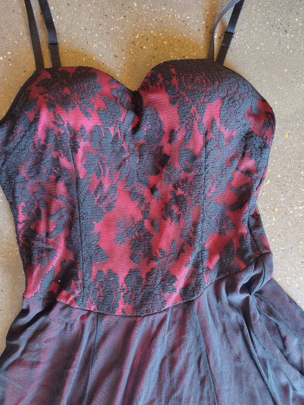 Vestiti: Abendkleid – Nuovo (secondo la descrizione) da Zürich venduto da aurelie.99 1
