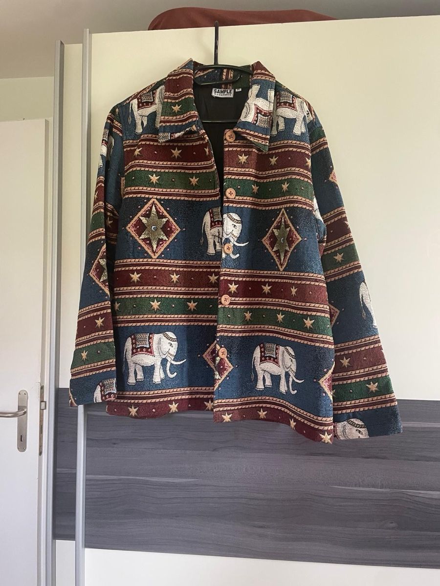 Giacche: Vintage Elefanten Muster Jacke - Einzigartiger Style! – Nuovo (secondo la descrizione) da Teufen AR venduto da evi_77q5
