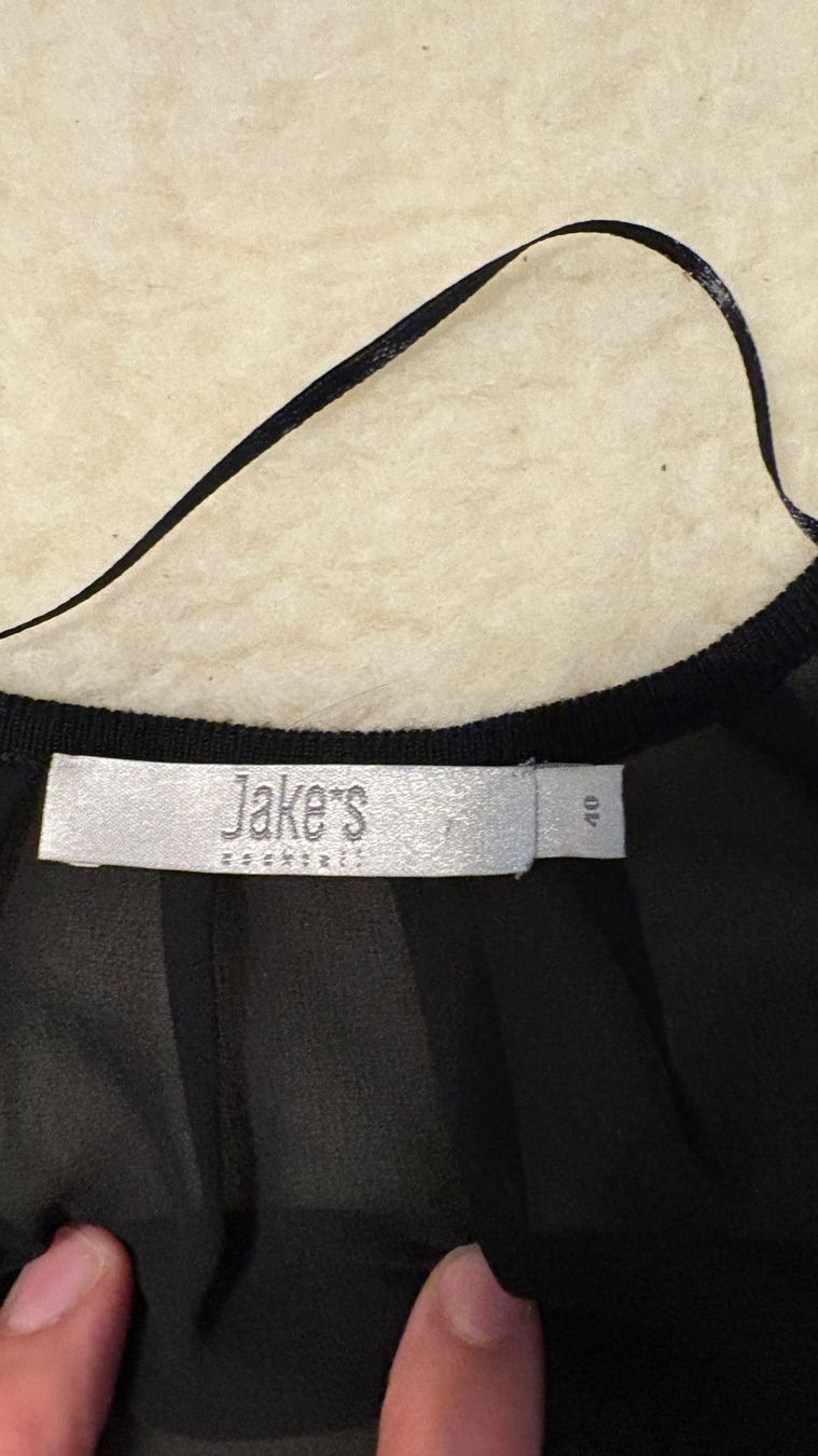 Camicette: Abend Bluse von Jakes – Usato da Laax GR venduto da diana.zemp 1