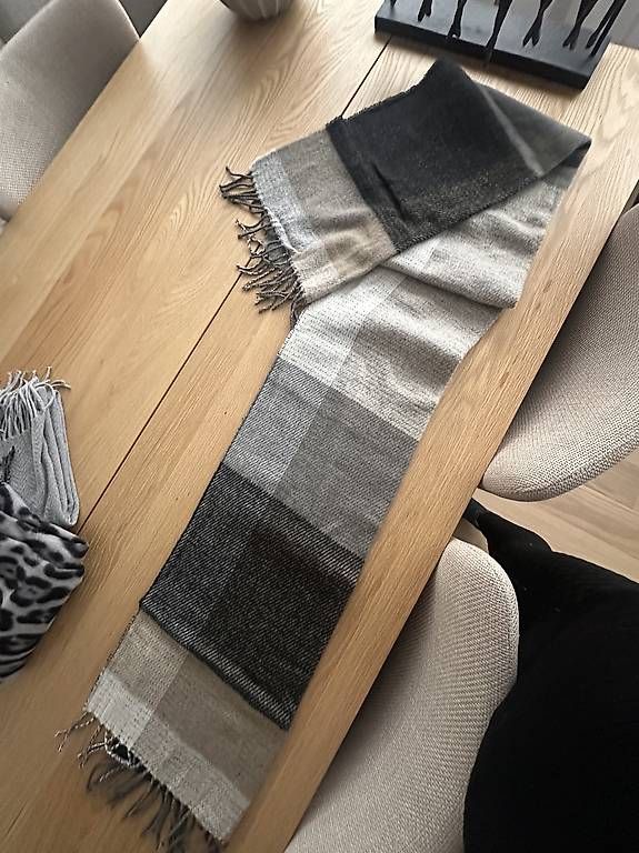 Foulard & Sciarpe: diverse Schals - neuwertig – Usato da Berneck venduto da Riffs93 4
