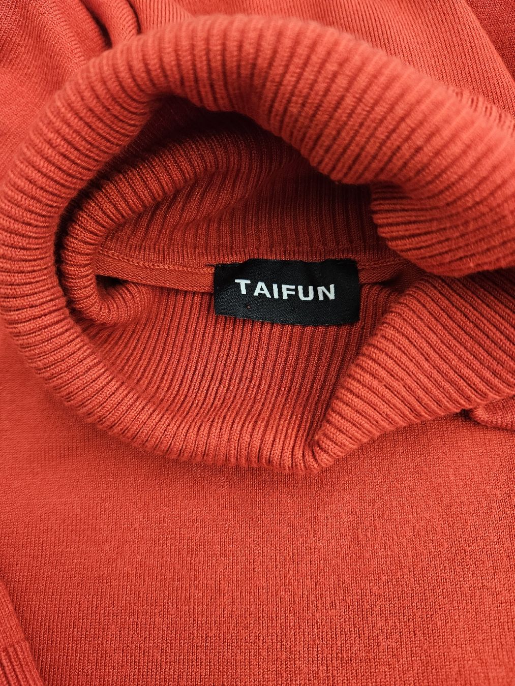 Pullover & Sweatshirts: Taifun Rollkragenpullover rot Grösse 38  – Neu (gemäss Beschreibung) aus Anwil von nomolnoi 3