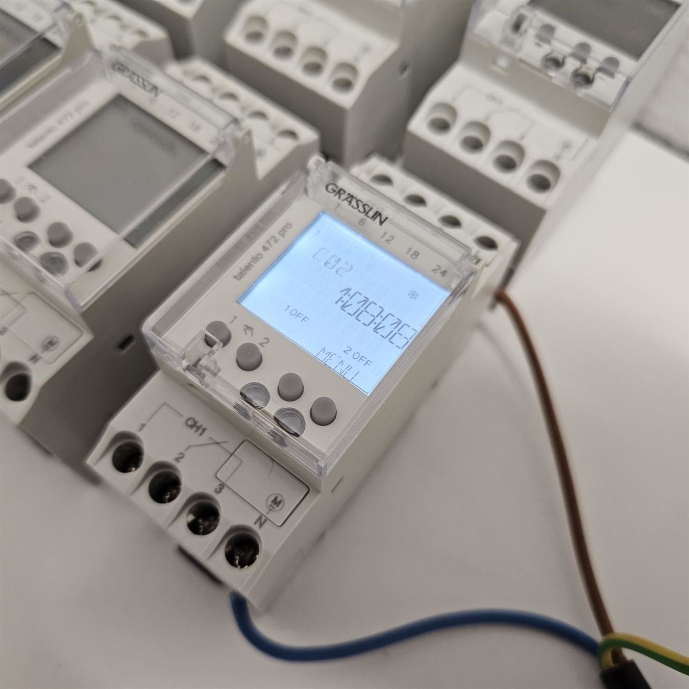 Hager Componenti elettronici: Grässlin talento 472 pro Schaltuhr - 2 Kanal! – Usato da Niederdorf venduto da LeptonAG 3