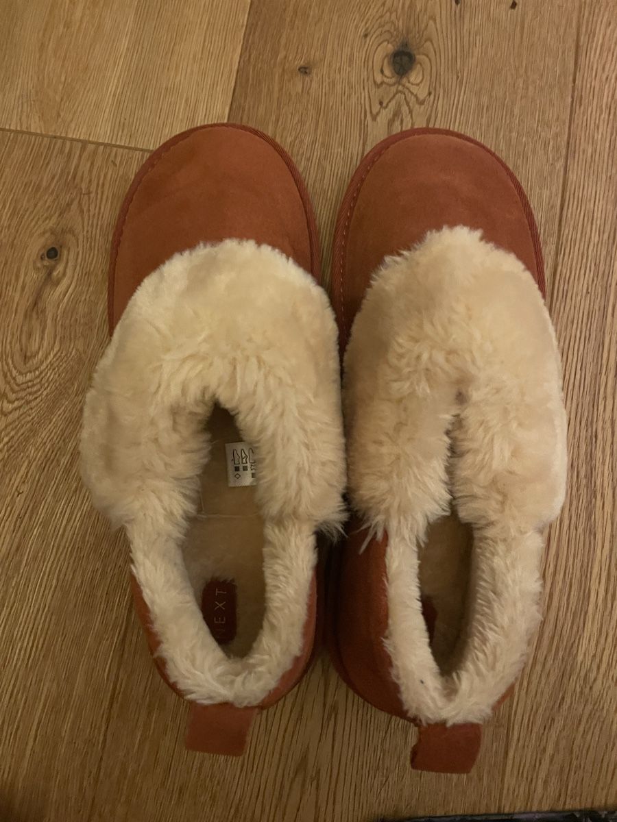 Damenschuhe: Damen-Hausschuhe – Neu (gemäss Beschreibung) aus Vitznau von MariaWeggis