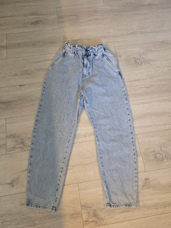 Zara Jeans Damen Grösse 34  Paperbag Bund guter Zust