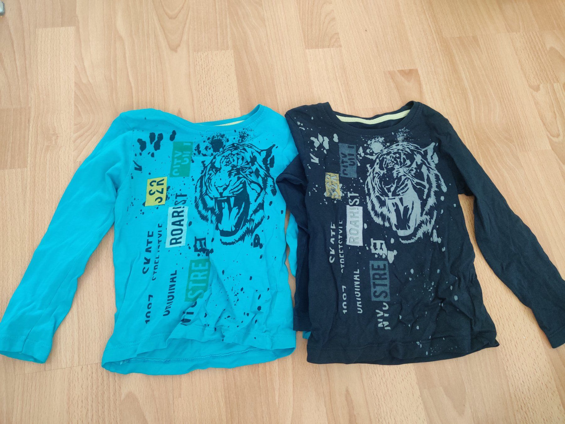 Maglioni & Felpe: zwei Pullover für Jungs mit Tiger – Usato da Buchs ZH venduto da nudle10