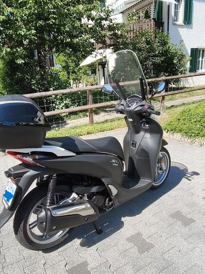 Honda Scooter: Honda SH300A, MFK 04.2026, 6600km – Usato da Stallikon venduto da Signs-World 3