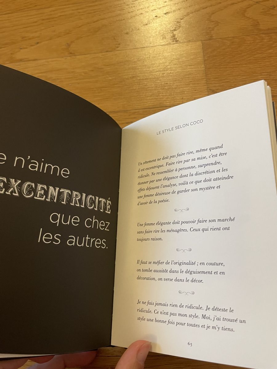 Bücher: Le Monde selon Coco – Neu und originalverpackt aus Geneve von orange1957 2