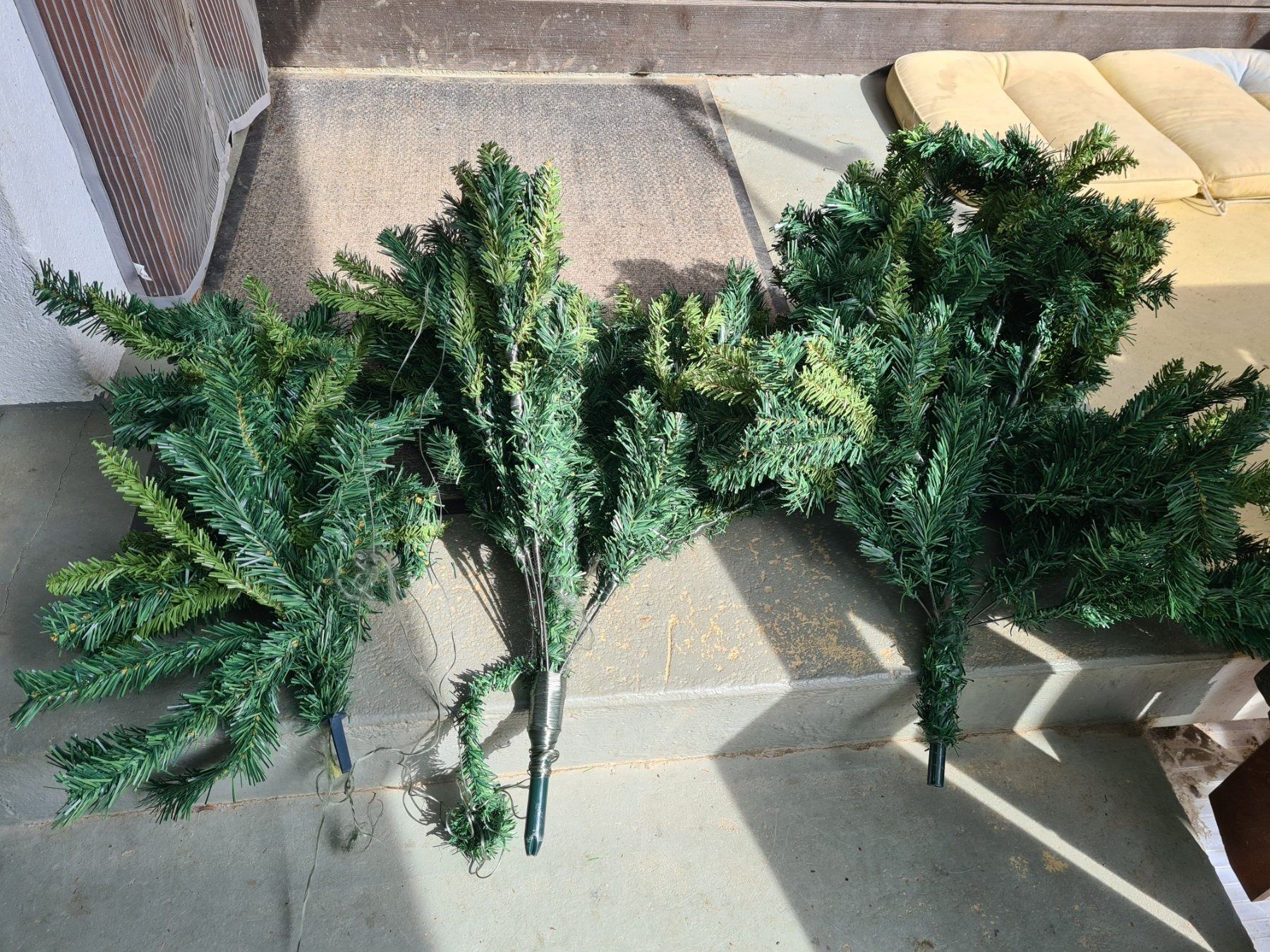 Alle Dekorationen: Tannenbaum 160cm (künstlich) – Neu (gemäss Beschreibung) aus Bitsch von Bpetzi 1
