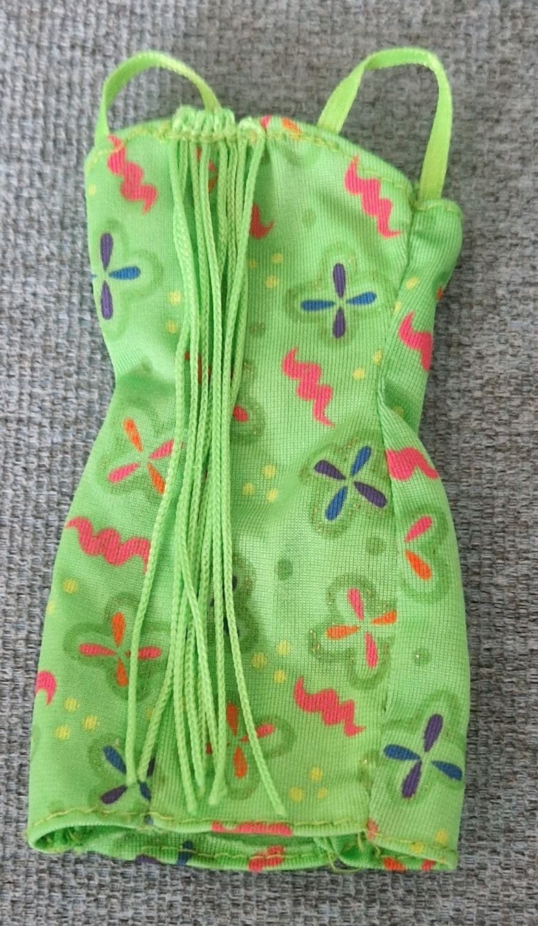Bambole: Robe pour Barbie (original) – Usato da Couvet venduto da Pioune
