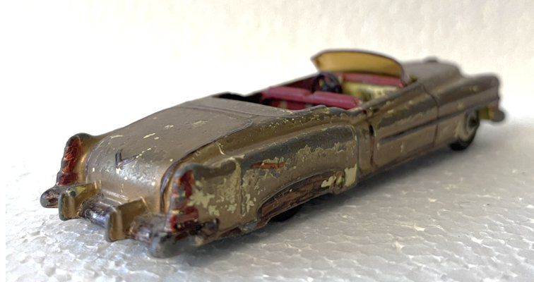 Dinky Toys Cadillac Eldorado Cabriolet 1/43 – Angleterre, Boîte D’origine