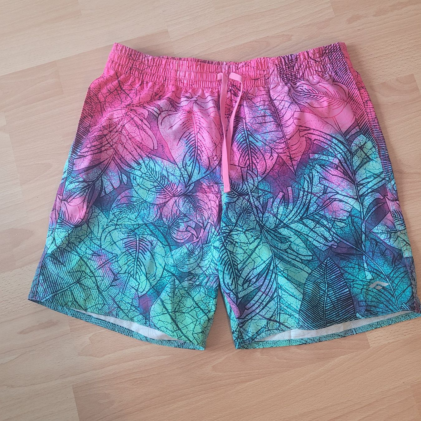 Pantaloni: Shorts gr.M – Nuovo (secondo la descrizione) da Winterthur venduto da Flomal