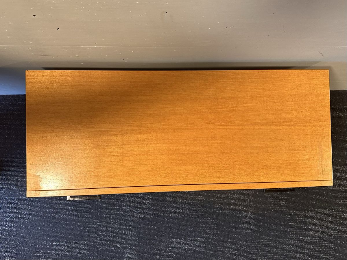 Cassettiere: Mid Century Modern Kommode, Sideboard mit 3 Schubladen. Top – Usato da Lustmühle venduto da Belair1955 7