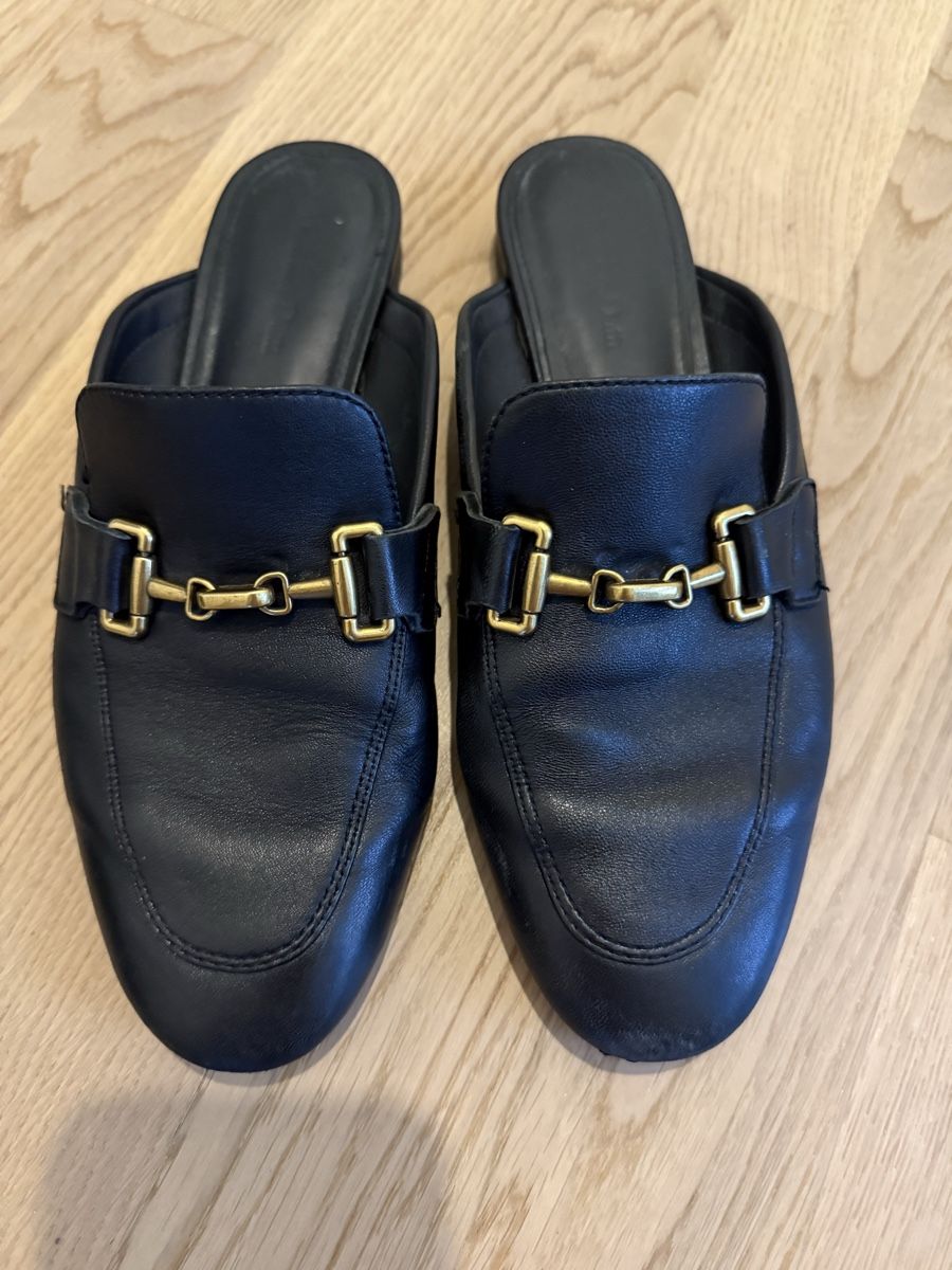 Massimo Dutti Chaussures femmes: Massimo Dutti black leather mules size 38 worn – D'occasion à Thalwil par zhe_69pd 1