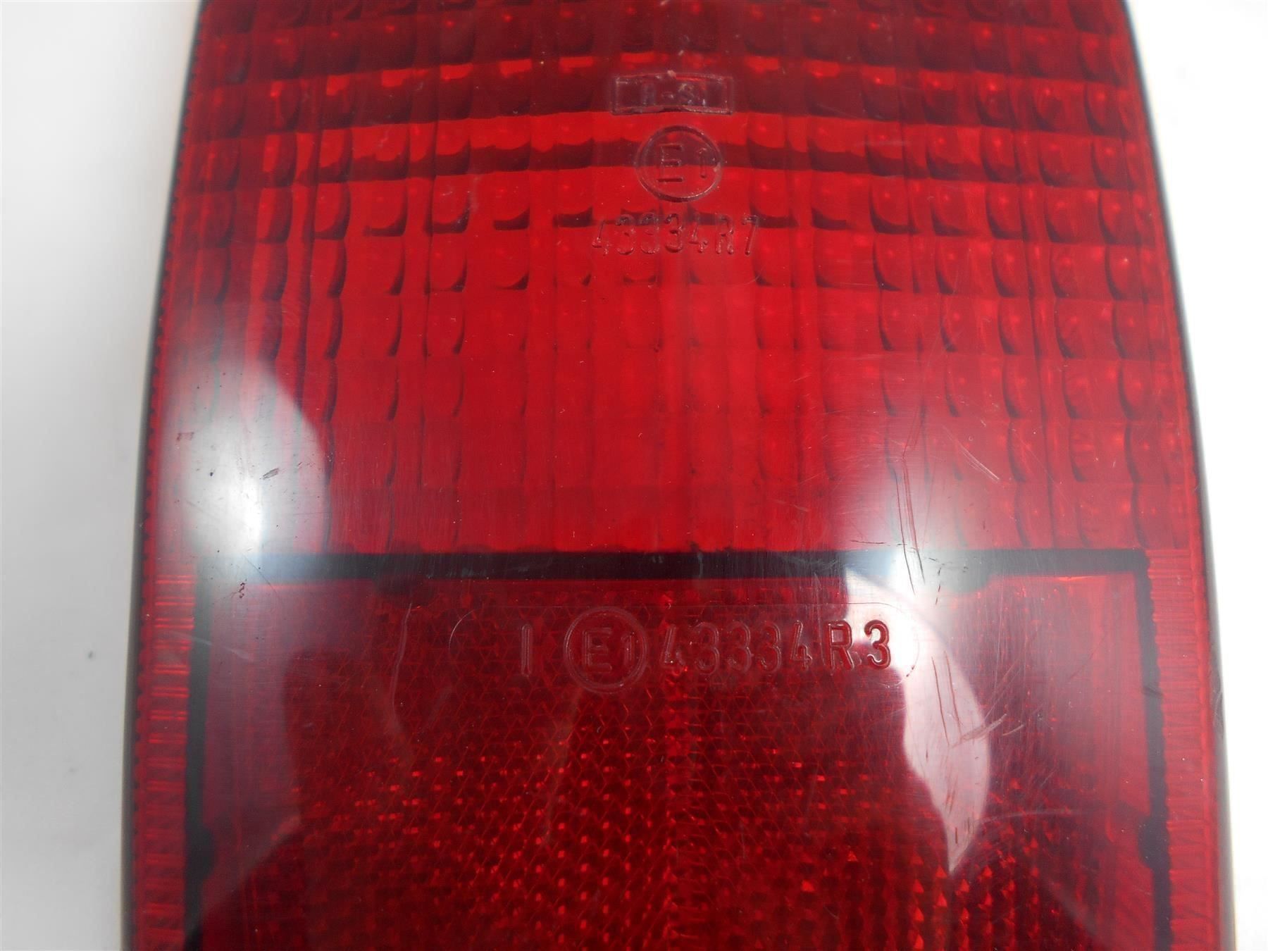 Volkswagen Tutti pezzi di ricambio auto: Rücklichtglas VW Oldtimer – Usato da Altstätten SG venduto da Ivo010 2