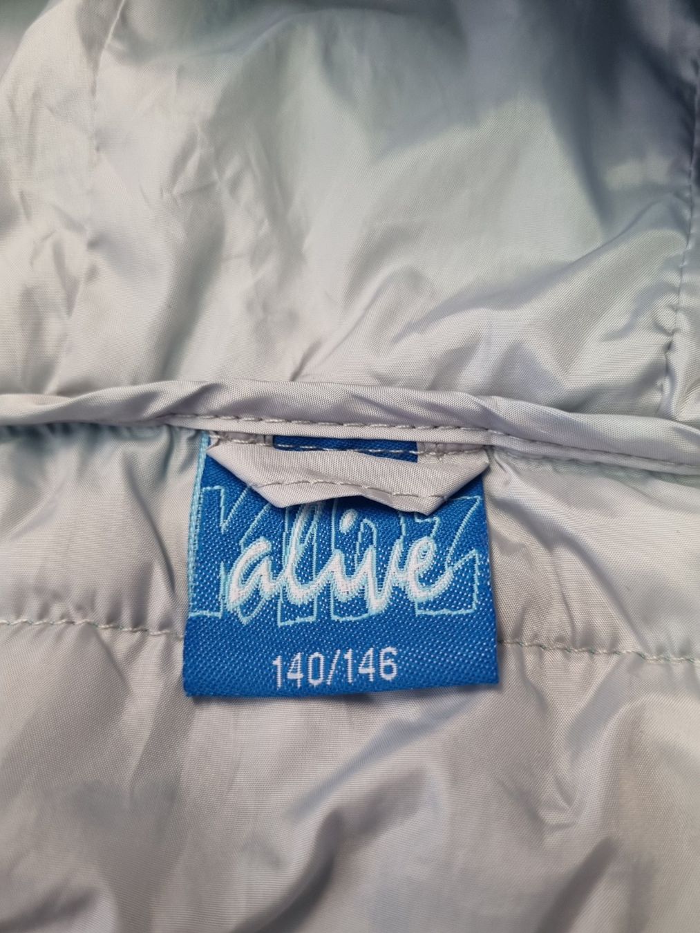 Gilets & Westen: Alive Gilet Grösse 140 / 146 – Gebraucht aus Schönenwerd von Chez_Mimi 2