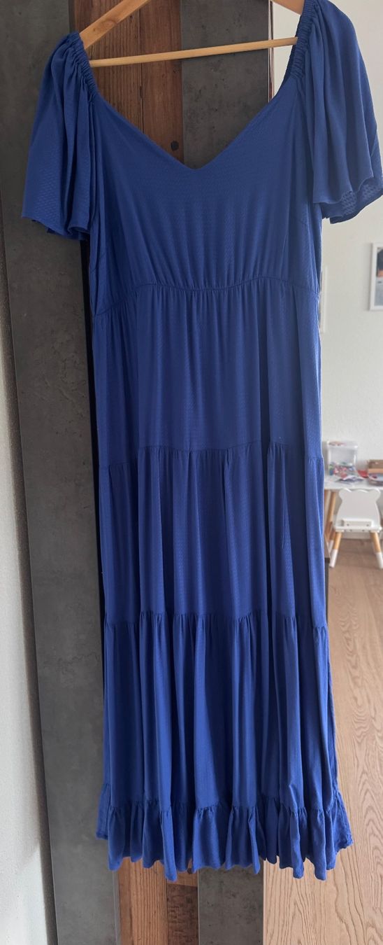 Kleider: Kleid – Gebraucht aus Schmerikon von Eila-tan