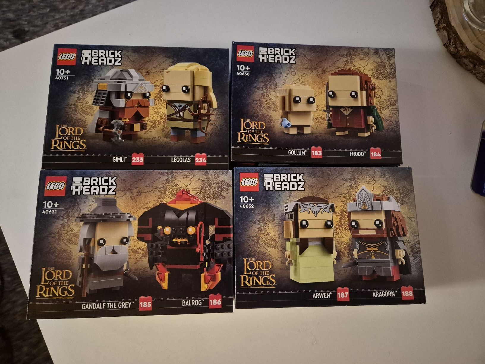 Lego Kit di costruzioni: LEGO BrickHeadz Herr der Ringe, 4 Sets, Neu – Nuovo e nell'imballaggio originale da Ettiswil venduto da beekeper13