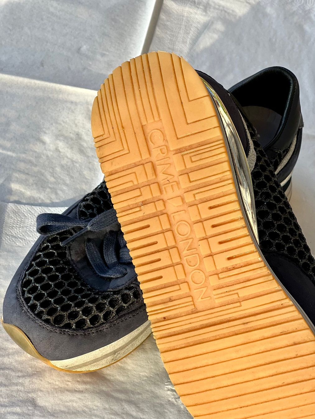 Scarpe da donna: Sneakers marineblau, Grösse 37 – Usato da Oberhofen Thun'see venduto da masterregula 3