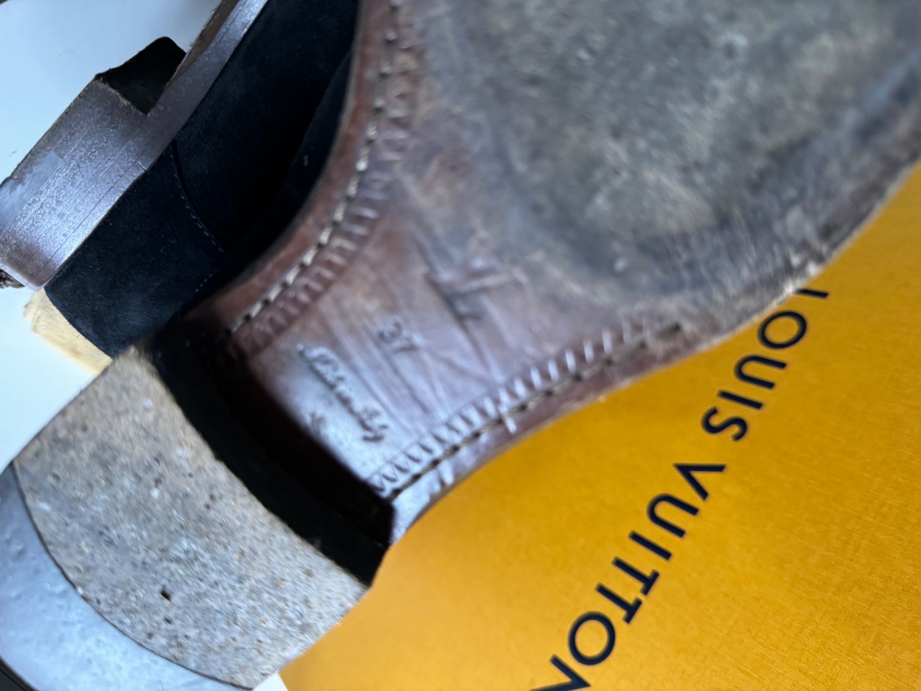 Louis Vuitton Scarpe da donna: LOUIS VUITTON BOTTES – Usato da Les Geneveys-sur-Coffrane venduto da LVMM 5
