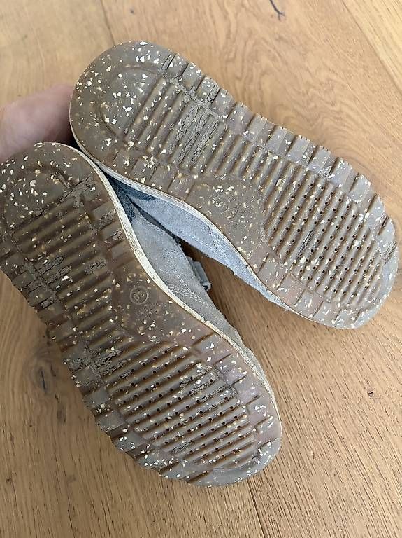 Geox Scarpe per ragazzi: Sneakers Geox Gr. 30 – Usato da Schwarzenburg venduto da SchoggoLoggo 4