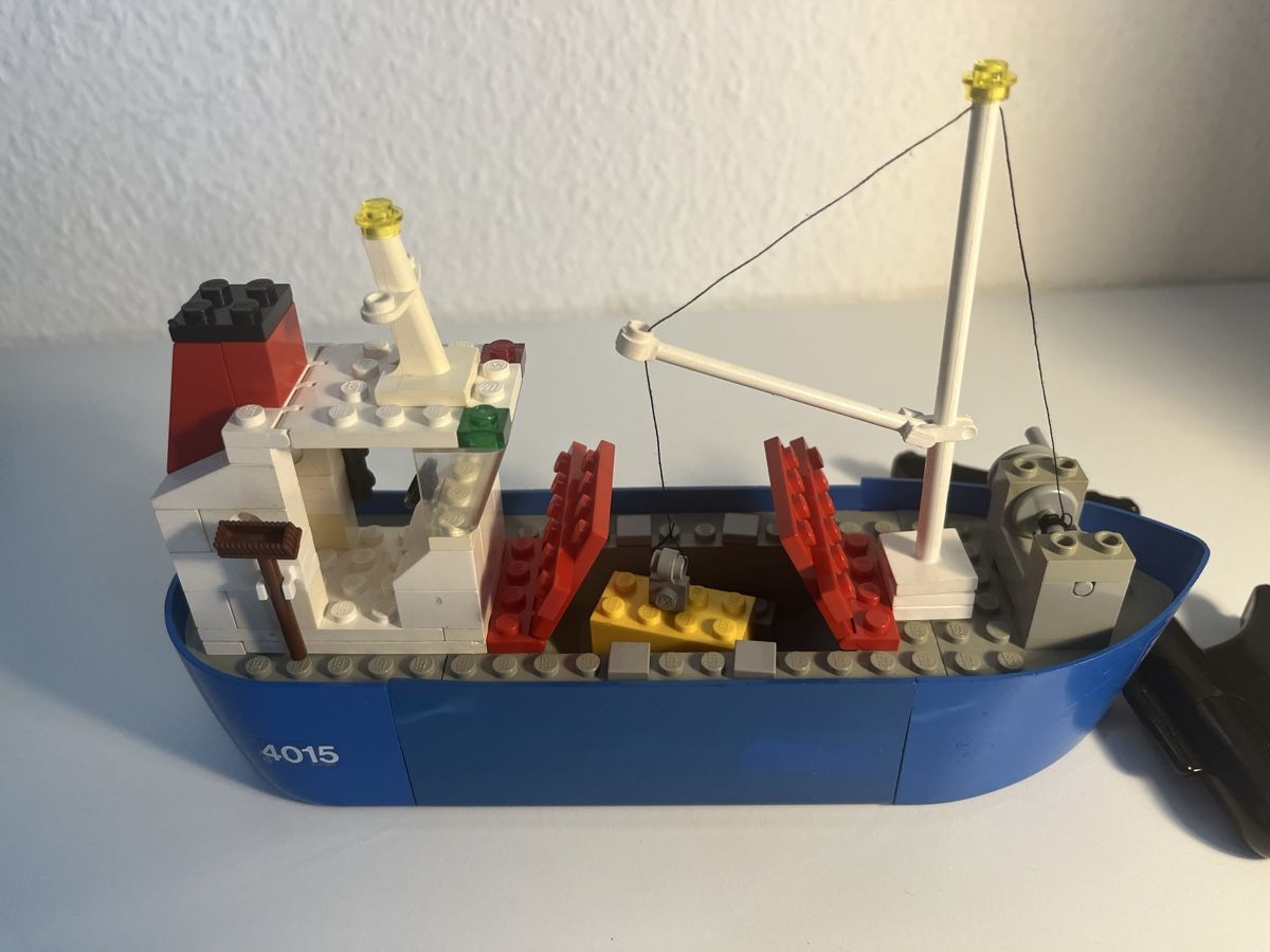 Lego Kit di costruzioni: Lego Freighter 4015 – Usato da Basel venduto da Palchyk 2