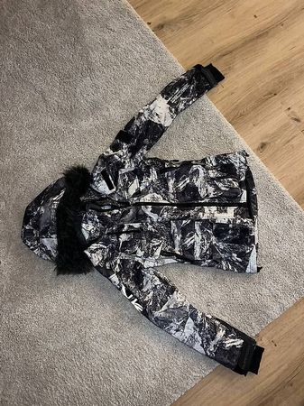 Snowboard-/Skijacke Gr. 2XS Superdry Damen wie neu