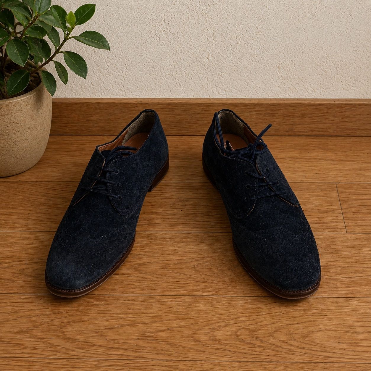 Friboo Scarpe per ragazzi: Friboo Wildleder-Schnürschuhe Gr. 34 – Usato da St.Gallen venduto da Jamaruqua 1