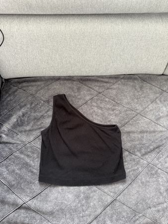 Top corto estivo nero - Taglia S/36 ☀️