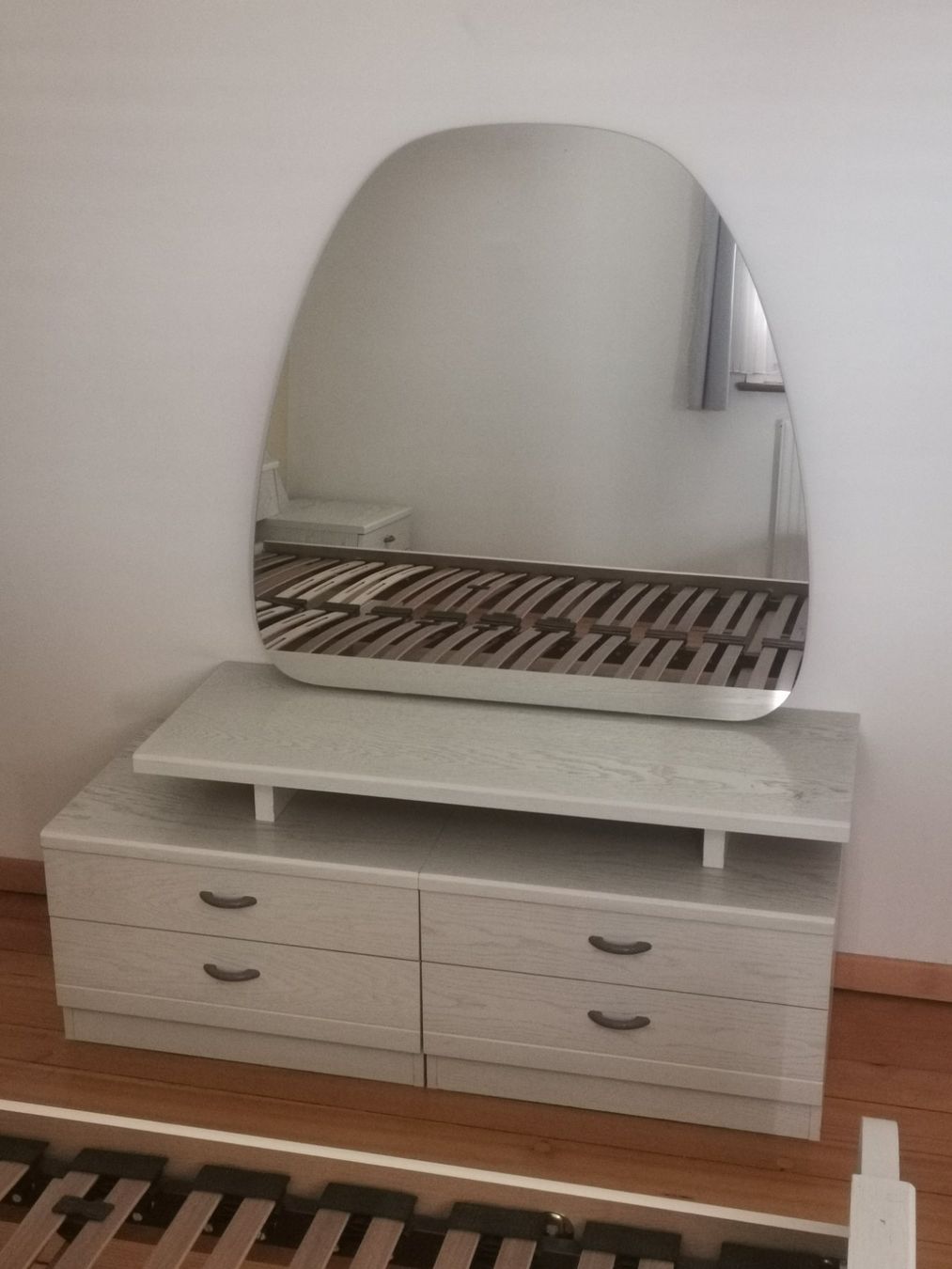 Betten: Komplettes Schlafzimmer – Gebraucht aus Langenthal von fischer27 3