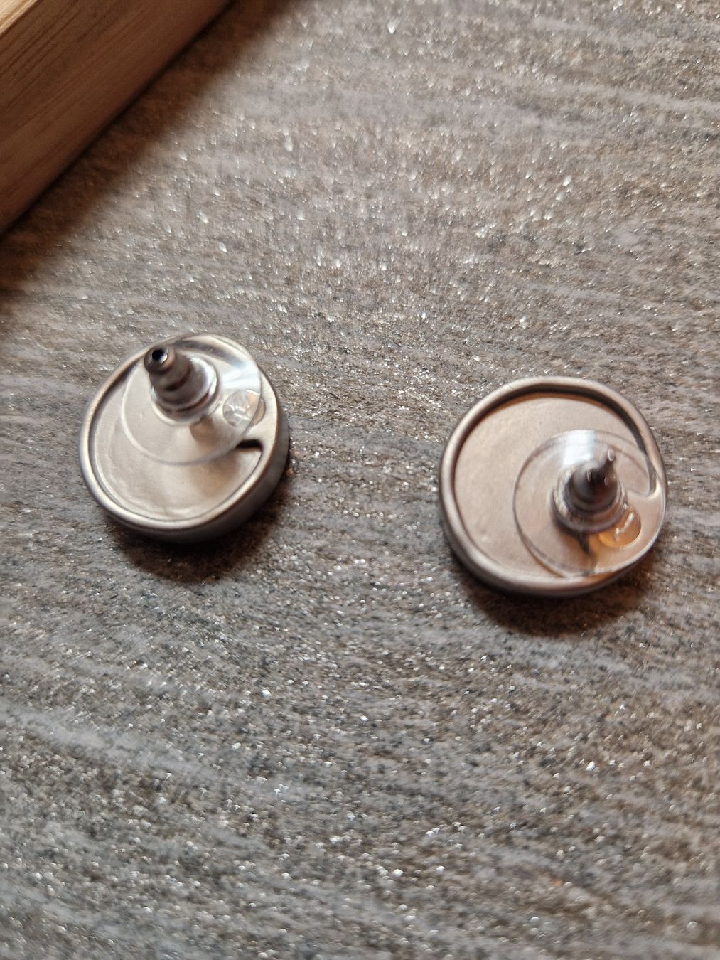 Boucles d'oreille: Magnetix Ohrstecker  – D'occasion à Lichtensteig par Cocabana_16 2