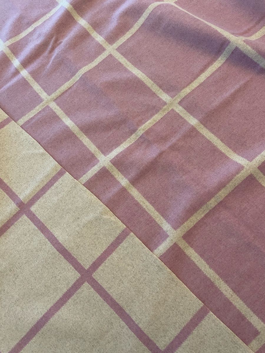 Tissus: Stoff Rest . Wolle Flanel. Neu – Neuf (Voir description) à Winterthur par tat_ky5h 1