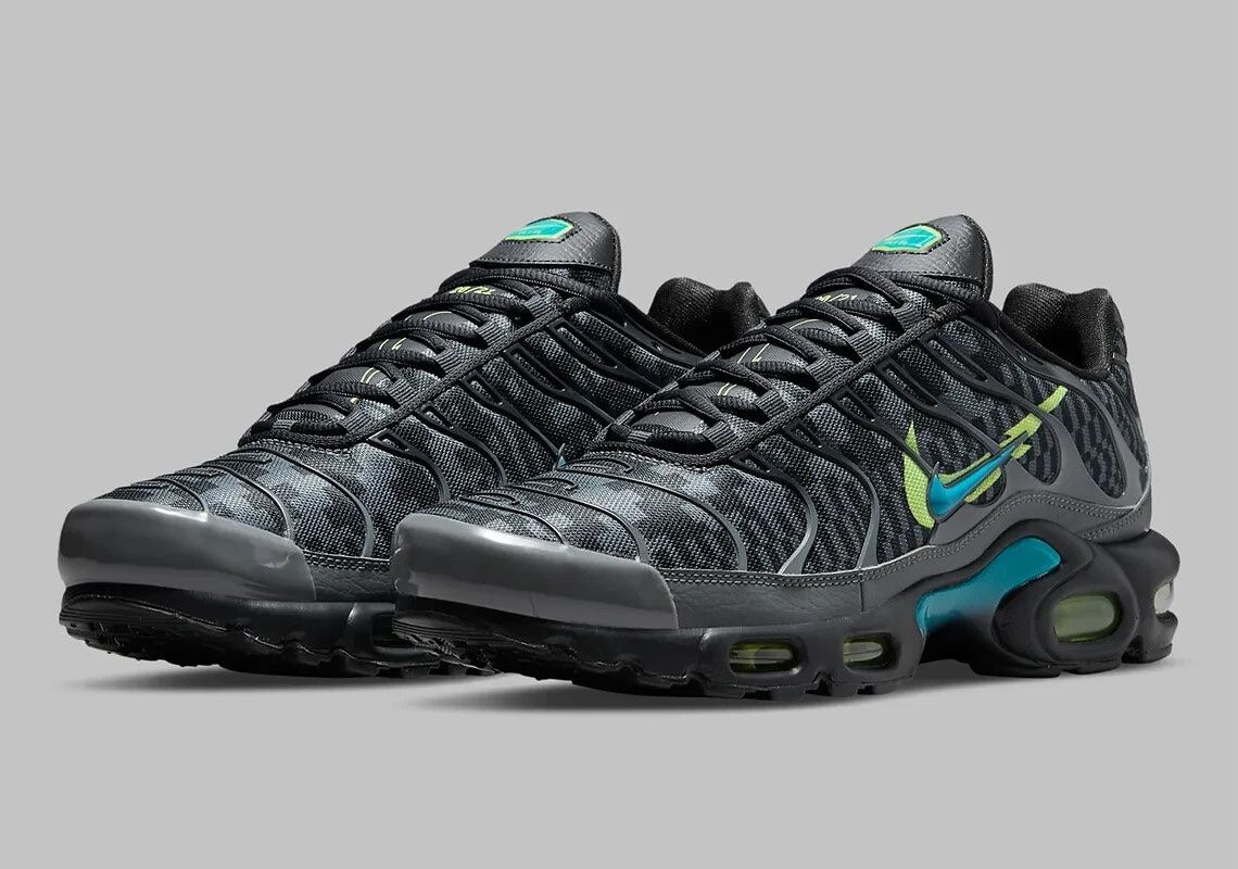 Nike Chaussures hommes: Nike Air Mx Plus TN Gr. 38.5 – Neuf avec emballage d'origine à Bern par ykl_jgz8