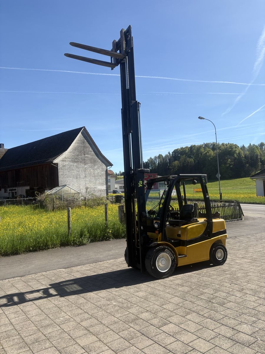 Chariots à fourches & chariots élévateur: Stapler Yale GDP30VX zu verkaufen – D'occasion à Mettlen par Bucherbueb 5