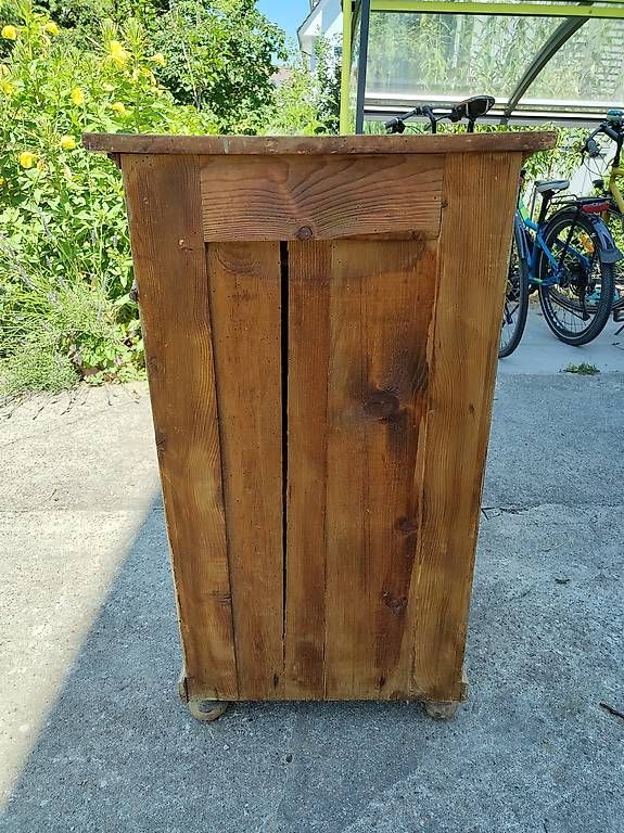 Commodes: Kommode aus Holz – D'occasion à Solothurn par luk_7cj5 2