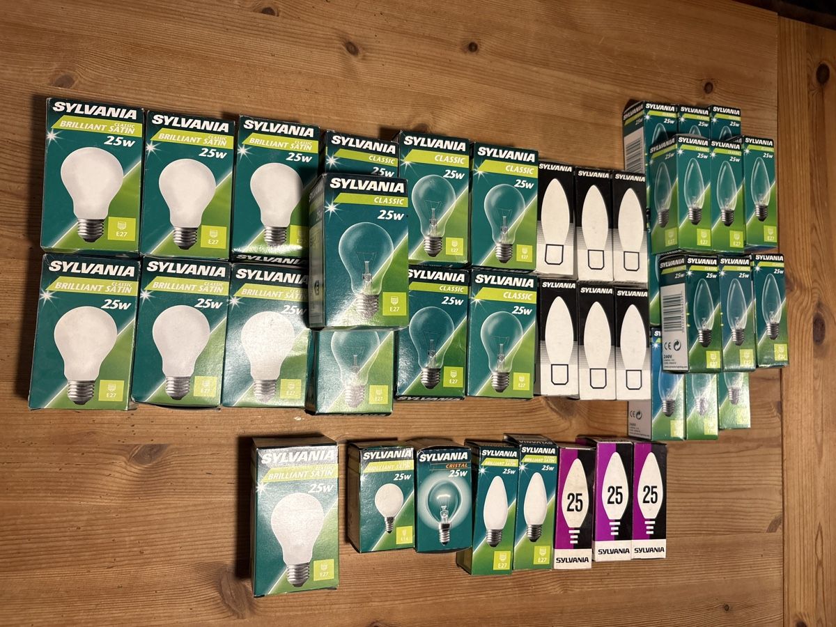 Lampade: Glühbirnen E27 25W 42Stk – Nuovo e nell'imballaggio originale da Wittenbach venduto da kramerei.vanessa