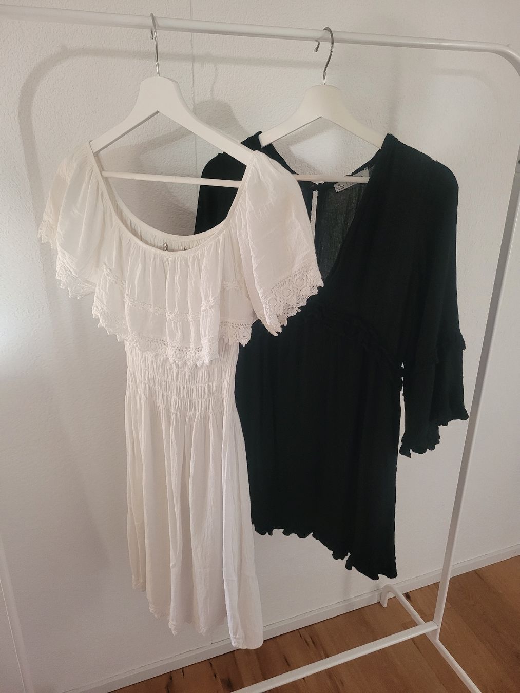 Kleider: Kleid – Neu (gemäss Beschreibung) aus Neu St. Johann von cim_vv6n