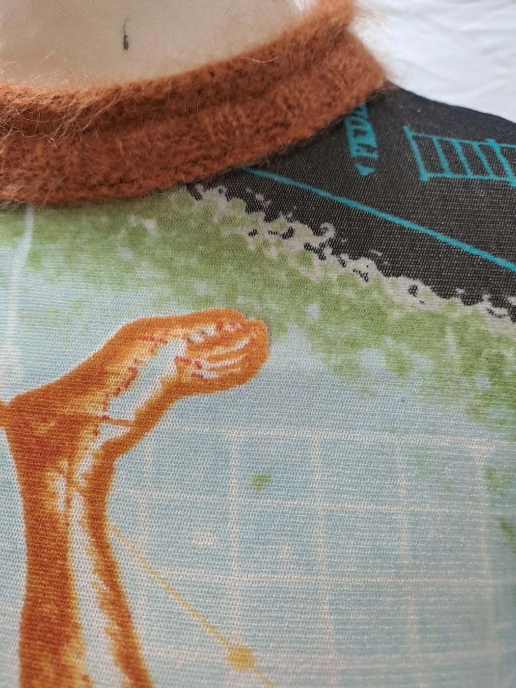 Maglioni & Felpe: Pull Jean Paul Gaultier – Usato da La Chaux-de-Fonds venduto da Emmaus2300CDF 6