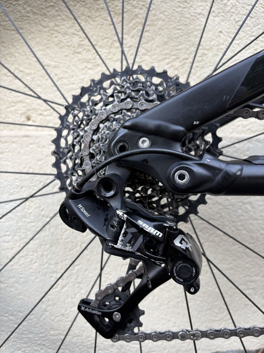 Specialized Biciclette: Specialized Stumpjumper FSR Carbon – Usato da Walliswil b. Wangen venduto da Hasenmelker 1