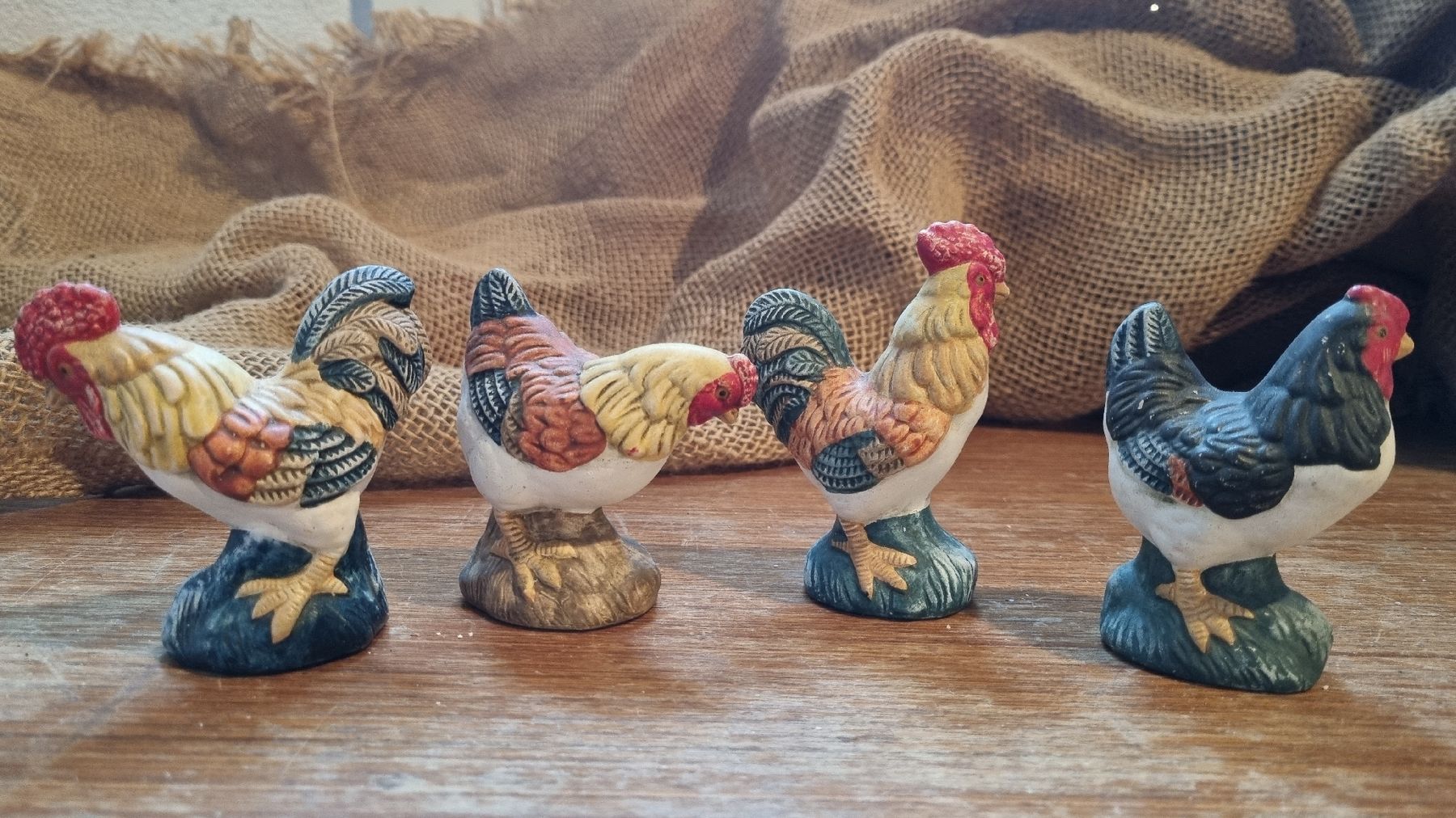 Figurines: 4 Stk. Keramik Hühner ca.9cm – D'occasion à Merishausen par Ussta1 1