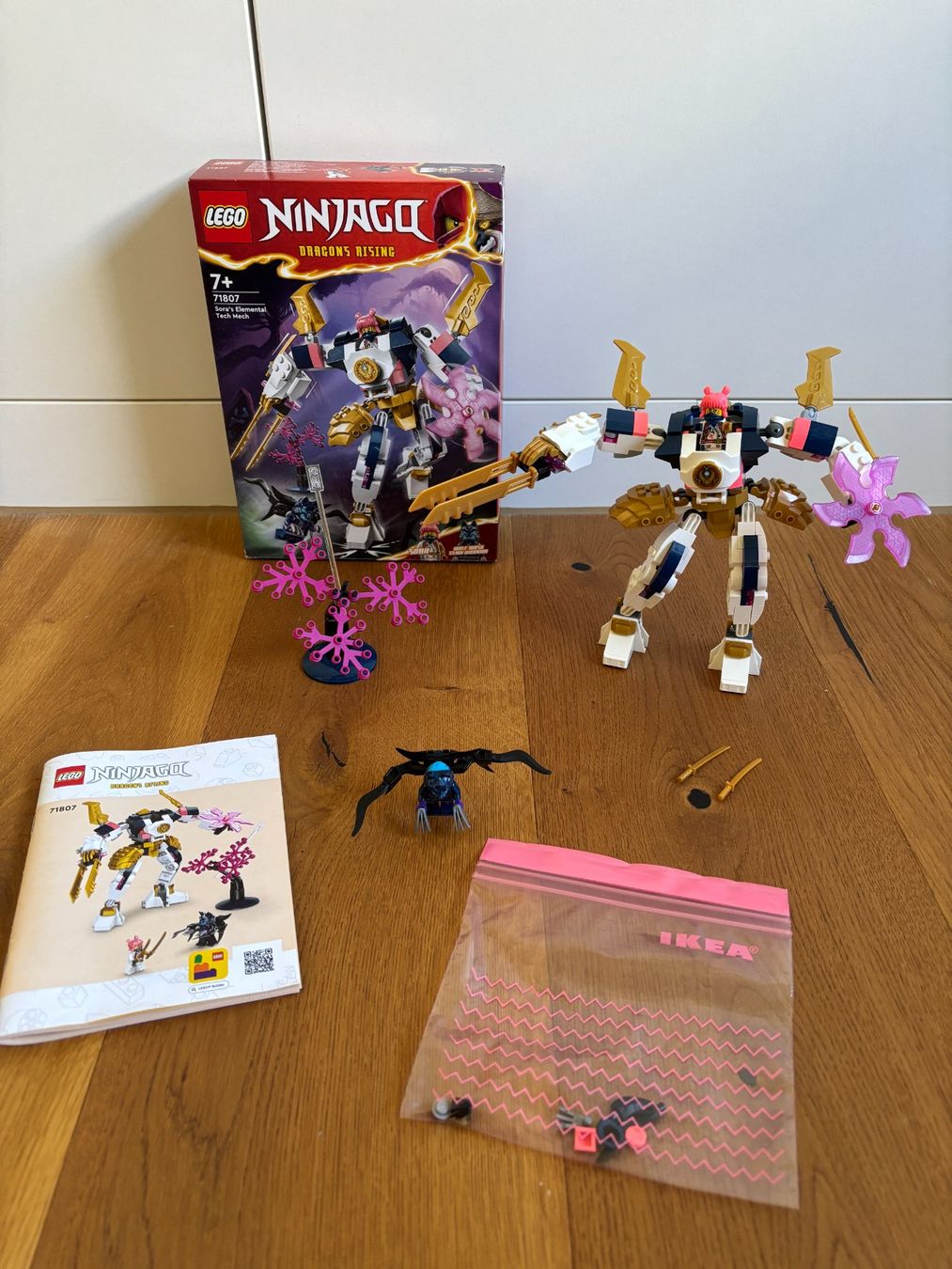 Lego Kit di costruzioni: Lego 71807 Sora's Elemental Tech Mech – Nuovo (secondo la descrizione) da Meierskappel venduto da CB412