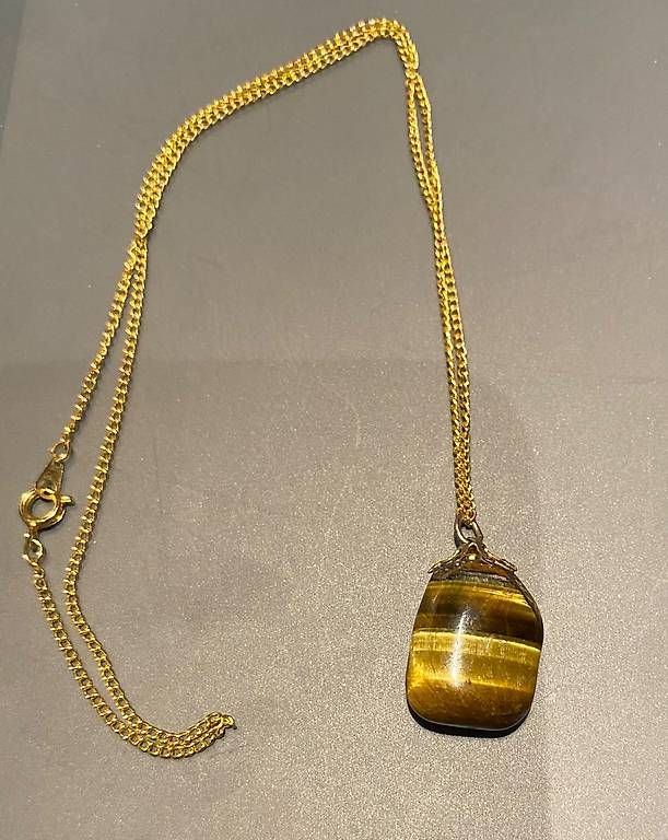 Ciondoli: Halskette mit Tigerauge Anhänger – Usato da Hausen AG venduto da corinne_g 1