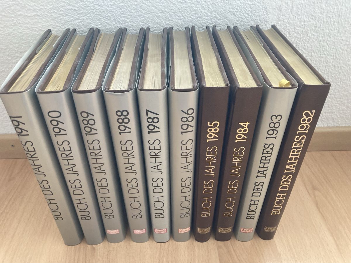 Libri: Jahrbücher von 1982 -1991 – Nuovo (secondo la descrizione) da Kehrsatz venduto da TAURUS1954