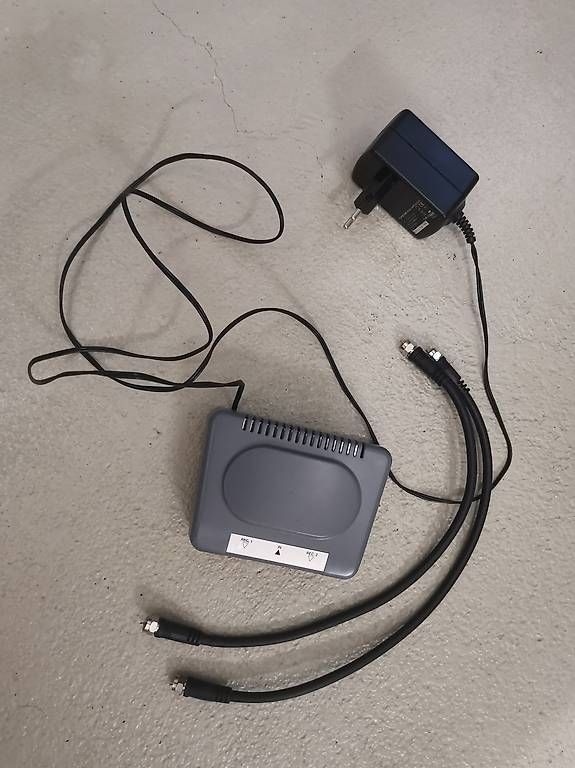 Alimentazione elettrica: Sat - Kabel Splitter / Verteiler – Usato da Ernetschwil venduto da Sbru