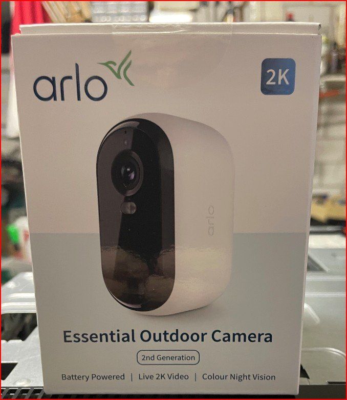 Arlo Camcorder: ARLO VIDEOCAMERA ESSENTIAL OUTDOOR 2 K – Neu und originalverpackt aus Banco von lorenzetti