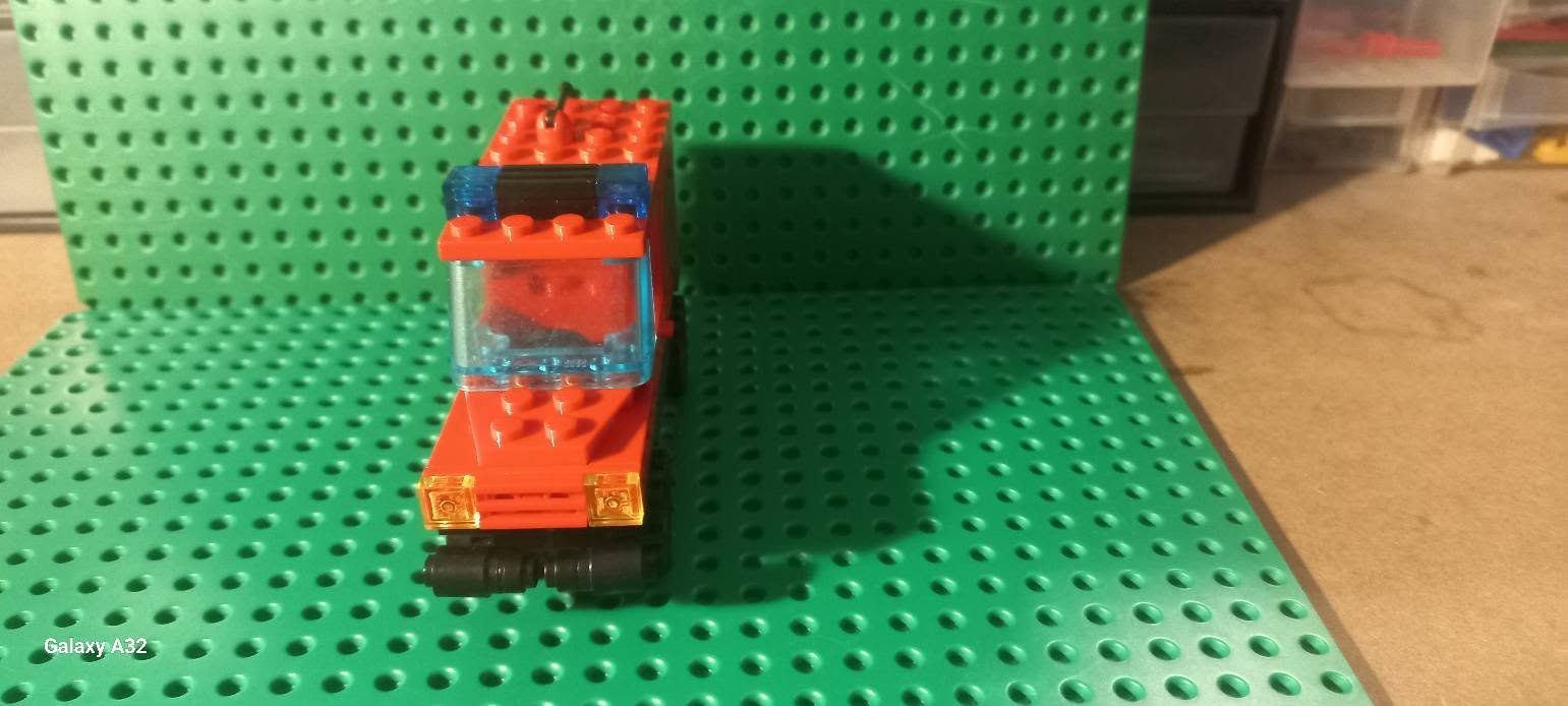 Lego Jouets: La jeep de pompier Lego – D'occasion à La tour de treme par Legocreation82 4