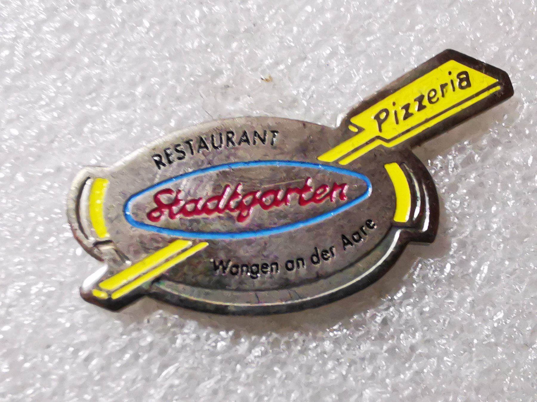 Placchette & Badge: Ansteckpin 146: Restaurant Stadtgarten – Usato da Oppligen venduto da Pin-Fall-Shop